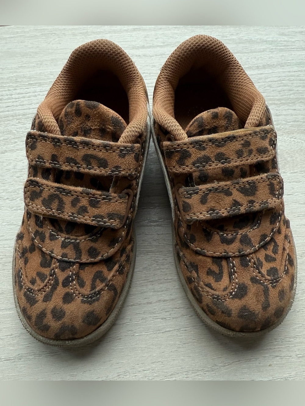 Cat & Jack Brown Leopard Print Velcro Sneakers. Size 9